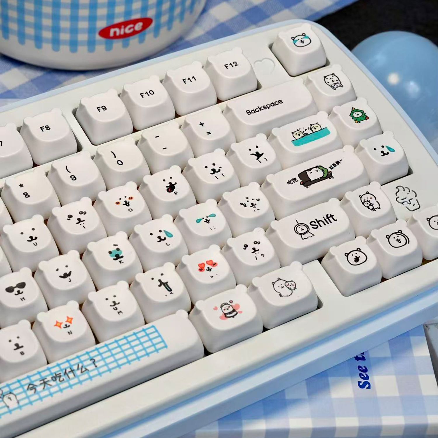 Gaming Accessories Japan - أغطية مفاتيح PBT بتصميم دب كرتوني