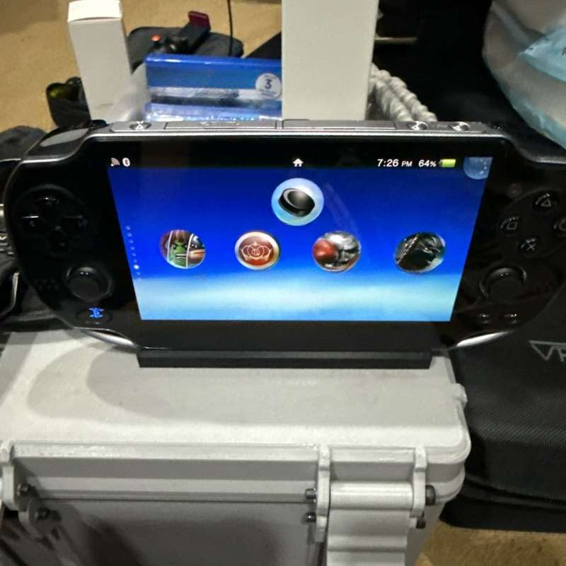 حامل وحدة تحكم الألعاب المحمول - مراجعة Gaming Accessories Console وسعره